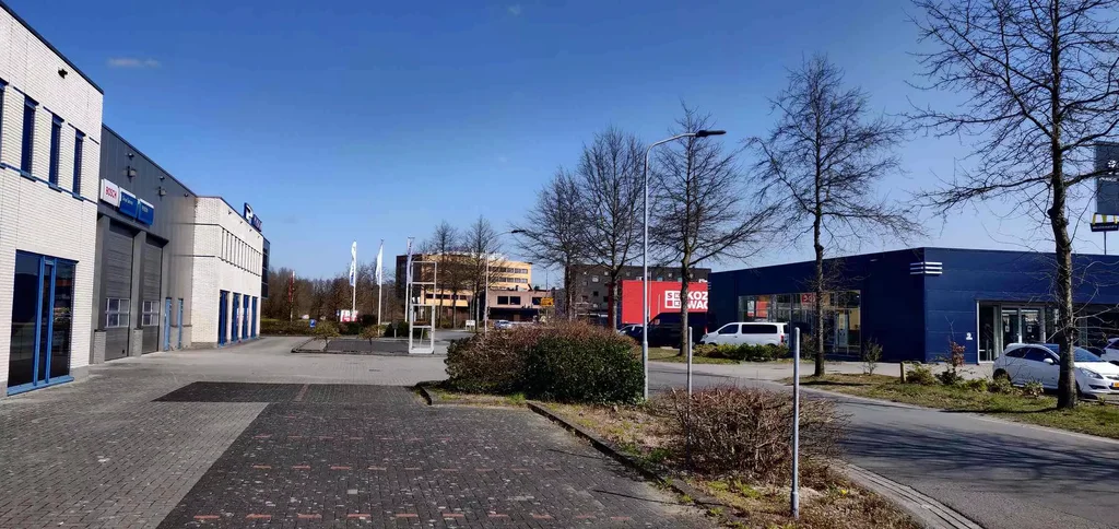 Bedrijfspanden in Assen